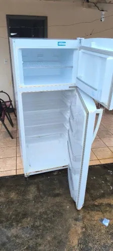 Geladeira Usada. Não entrego.