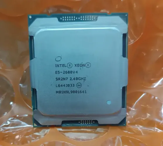 Processador Intel Xeon E5-2680 V4 14 Núcleos 3.3GHz Socket LGA2011-3