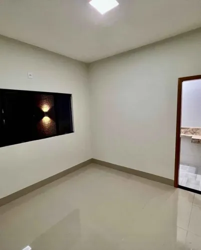Wanel ville | 2 quartos| 1 banheiro|  2 vaga| 1 jardim -  CASA AMPLA