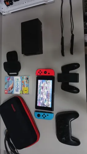 Nintendo switch v2, com case, pro controler e jogo incluso
