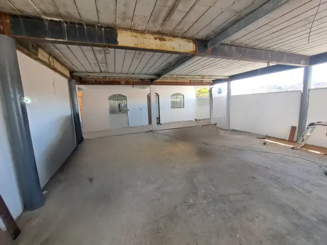 EXCELENTE CASA PARA LOCAÇÃO NO BAIRRO NACIONAL
