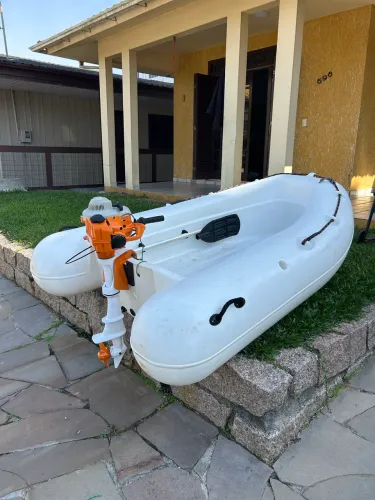 Bote e Motor de Popa Stihl