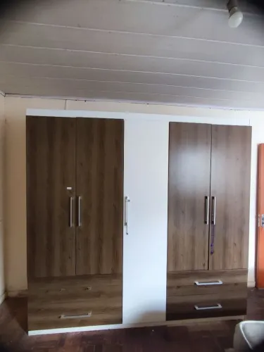 Guarda roupa de casal