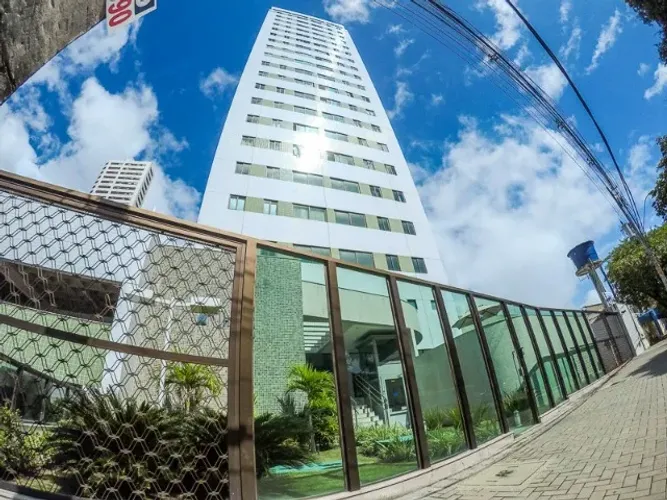 Apartamento dois quartos em Casa Forte