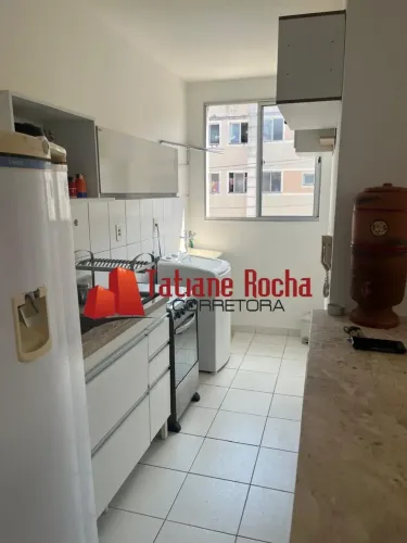 Alugo excelente apartamento mobiliado no Condomínio Parque Filipinas.