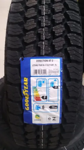 Pneu aro 16 Goodyear 245/70R16 tenho 4 unds