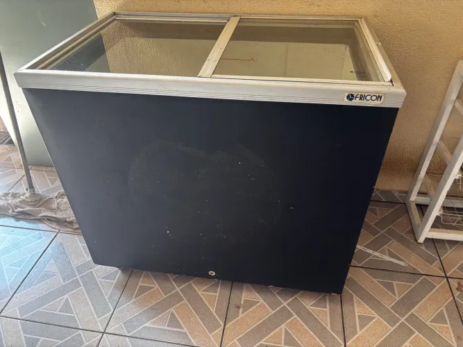 FREEZER TAMPA DE VIDRO 400L