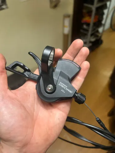 Trocador traseiro Shimano Deore 11v