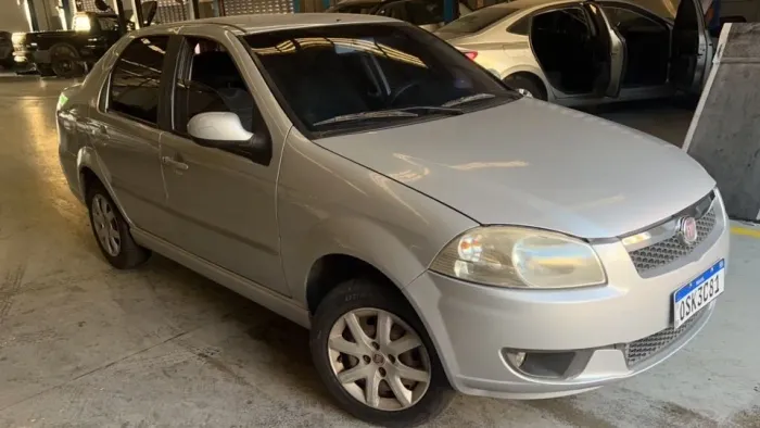 Fiat Siena EL 1.4 MPI Fire Flex 8V 4P 2013