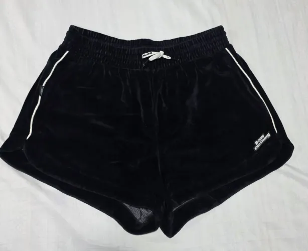 Short camurça preto GG