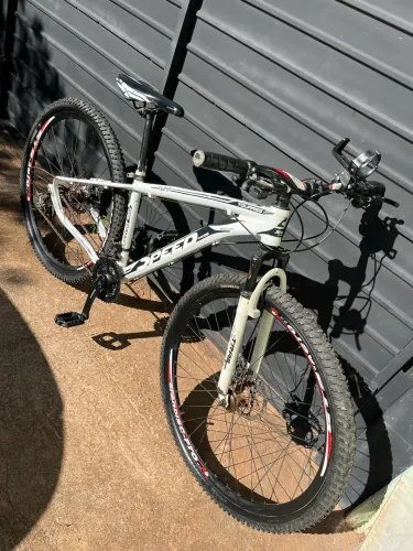 Vende-se bicicleta aro 29