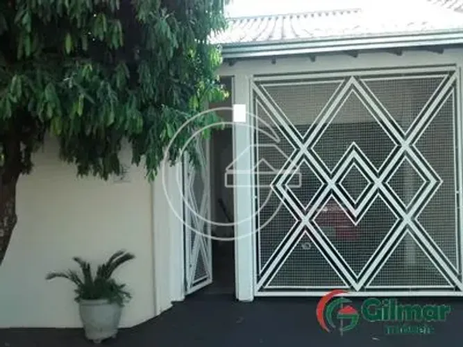VENDE-SE Residência NO SANTA ANTONIETA - MARÍLIA/SP