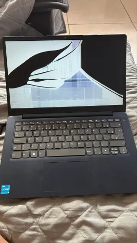 VENDE SE NOTEBOOK LENOVO IDEAPAD 1 CORE I3 256GB | TELA COM DEFEITO