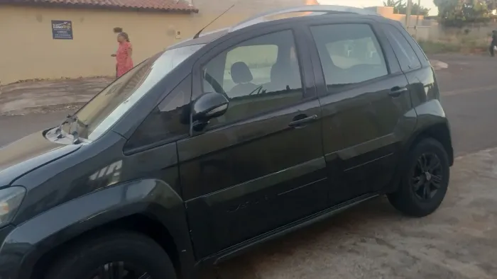 Fiat Idea Adv./ Adv.lock.dualogic 1.8 Flex 5P 2011