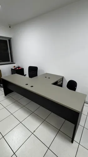 Mesa L Escritório 2 Lugares 2,60m x 1,50m x 0,75cm altura
