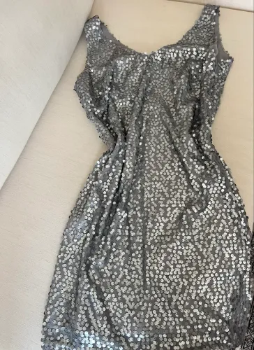 Lindo vestido paetê