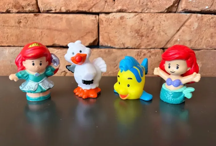 Bonecos Disney Little People Ariel pequena sereia 