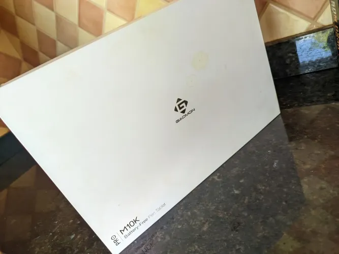 Mesa Digitalizadora Gaomon M10K PRO - Caneta Sem Bateria, Anel de Toque e Atalhos