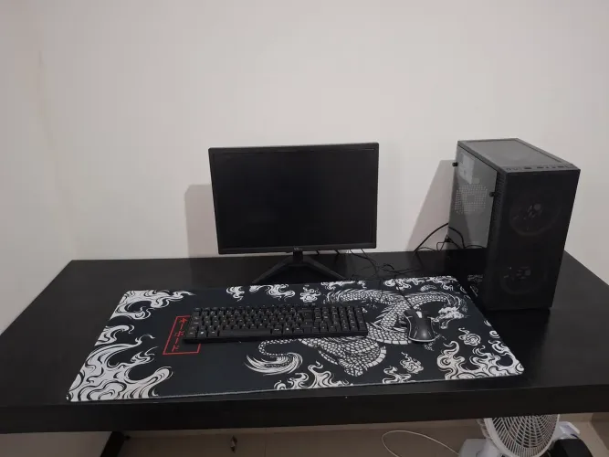 Pc gamer de entrada completo mesa e cadeira incluso