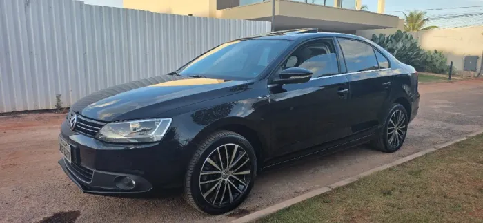 Volkswagen Jetta Highline 2.0 TSI 16V 4P Tiptronic 2012