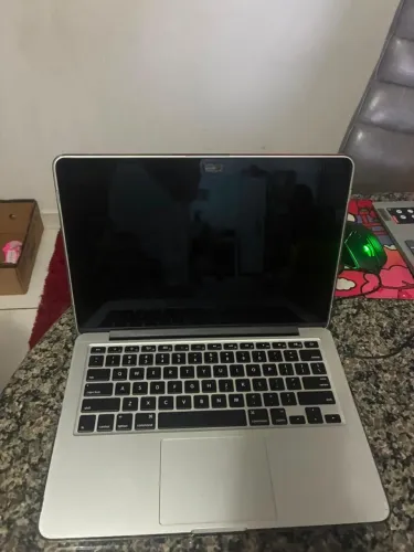 ?MacBook Pro Retina 13" (Early 2013) - Intel Core i7 3.0 GHz / 8GB RAM