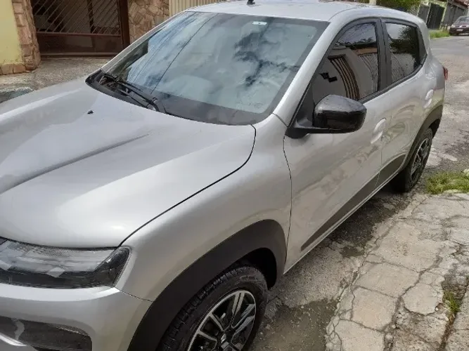 Renault Kwid Intense 1.0 Flex 12V 5P Mec. 2024