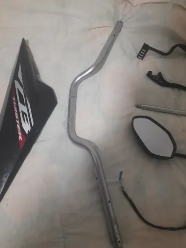 Peças Avariada - CB 300 F Twistter