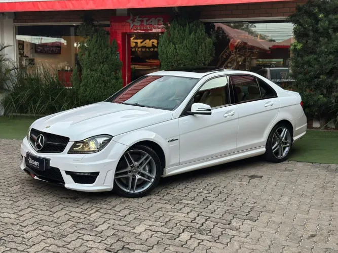 Mercedes-Benz C-63 AMG 6.2 V8 Aut. 2013