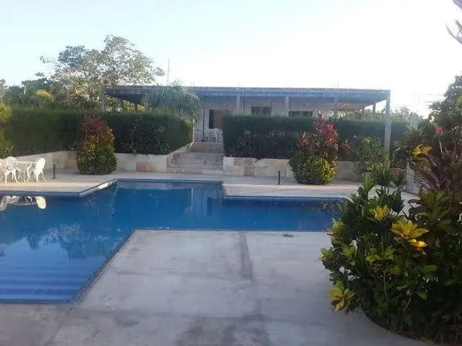 Sítio Aluguel com piscina e casa com 7 quartos