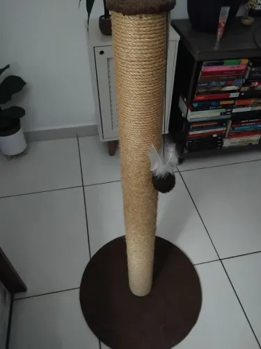 Arranhador grande para gatos