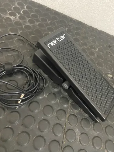 Pedal de Expressão Nektar
