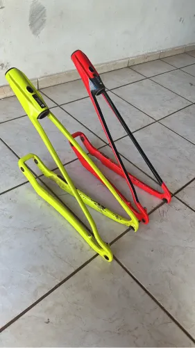 Triângulo traseiro bicicleta Trek Carbono 