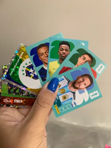 Figurinhas da copa RARAS! Últimas unidades