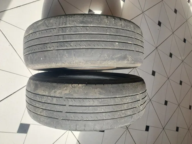 Vendo 2 pneus 185/65 r15 westlaake usado