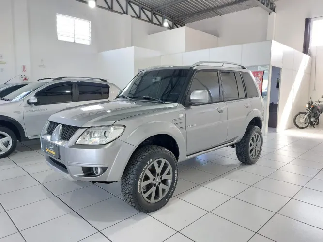 Mitsubishi Pajero TR4 2.0/ 2.0 Flex 16V 4X4 Aut. 2015