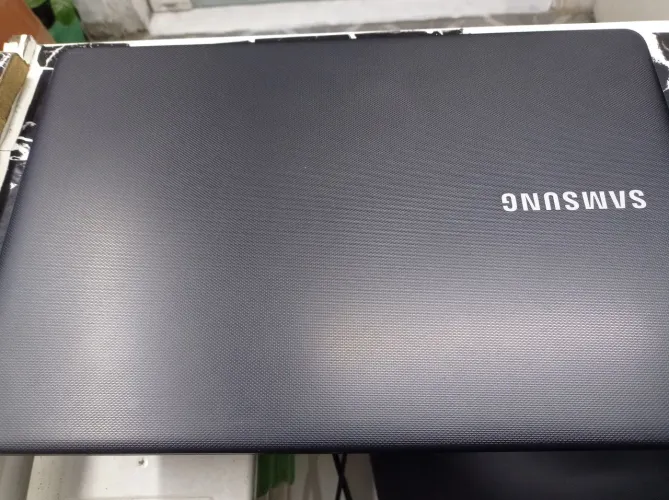 Samsung np350e5k