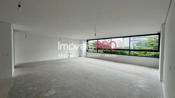 Apartamento 201m² - 3 suítes 3 vagas determinadas Depósito