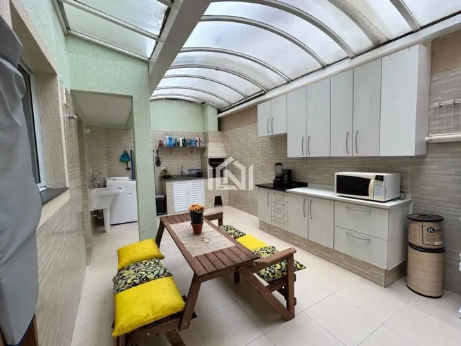 Casa à venda no condomínio Porto Seguro