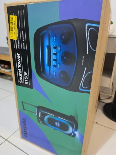 Caixa de Som Samsung SoundTower MX-ST50F Preto 240W Bluetooth Até 18 Horas de Bateria