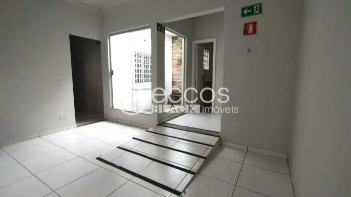 Imóvel Comercial para aluguel, Martins - Uberlândia/MG