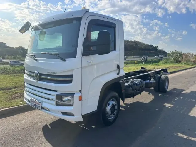 VW 11.180 PRIME 4X2 CHASSI-ANO 2018