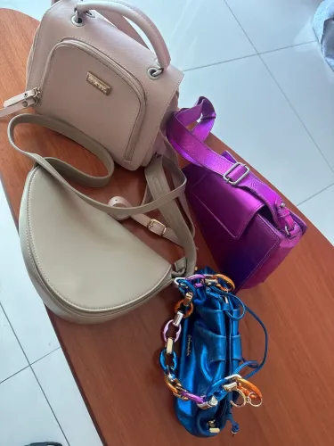 Bolsas Femininas Zara e Dólmen 