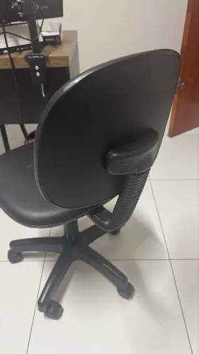 Cadeira secretária rodinhas giratória