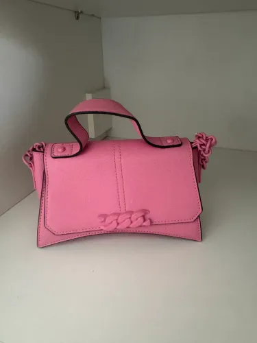 Vendo Bolsa rosa nunca usada