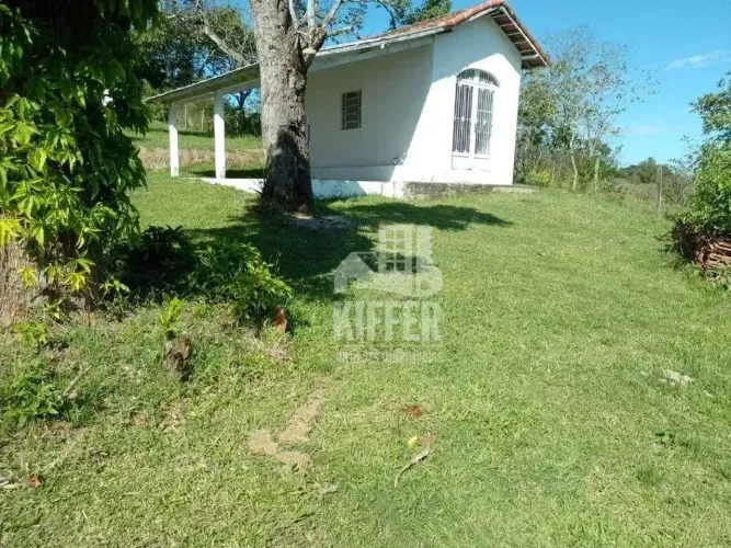 Sítio com 3 quartos à venda, 164000 m² por R$ 800.000 - Sapê - Itaboraí/RJ