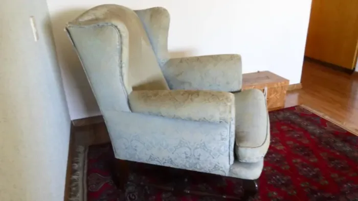 POLTRONA PASCHOAL AMBROSIO GRANDE- PARKER KNOLL YORK WING ( Antiga)