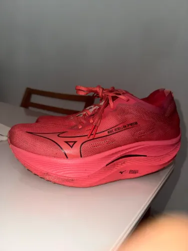 Mizuno Rebelion Pro 2