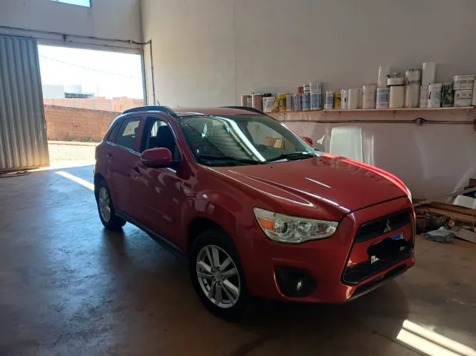 Mitsubishi ASX 2.0 16V 4X4 160cv Aut. 2011