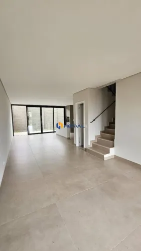 Sobrado com 3 quartos à venda, 156 m² por R$ 1.560.000 - Jardim Paraíso - Maringá/PR
