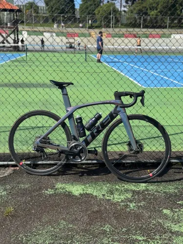 Bicicleta speed trek madone SLR7